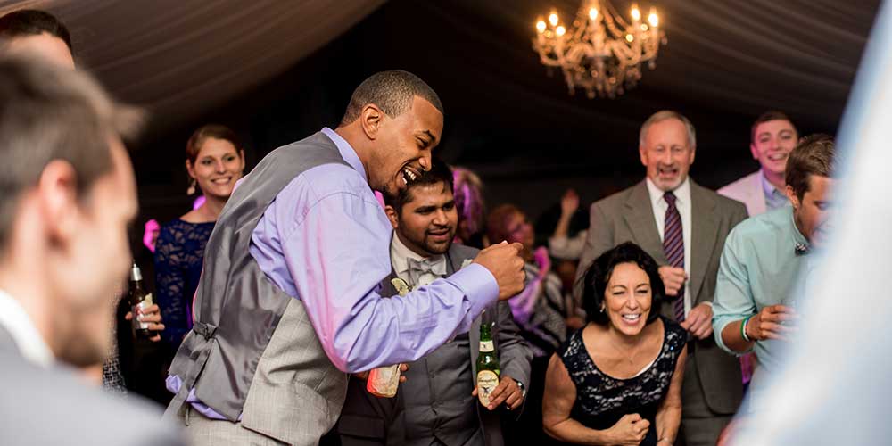 Elizabethtown Victorian Wedding dancing